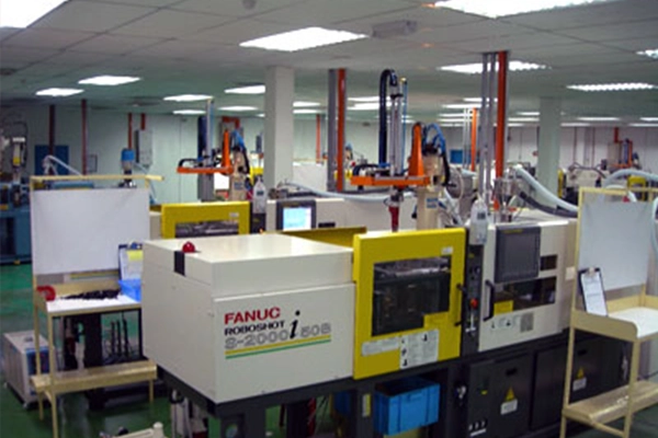 machine-mold-injection